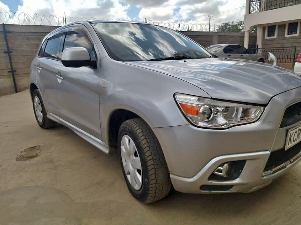 mitsubishi-rvr