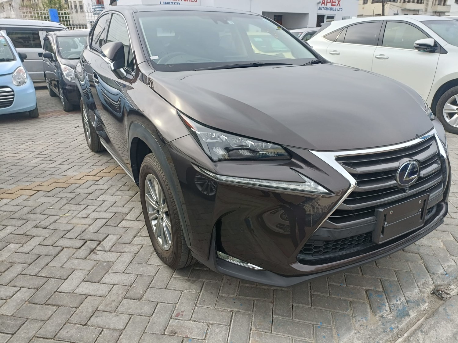 lexus-300h