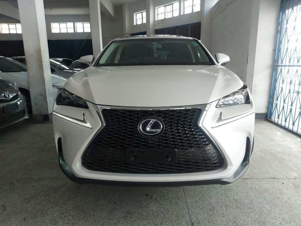 lexus-nx300h