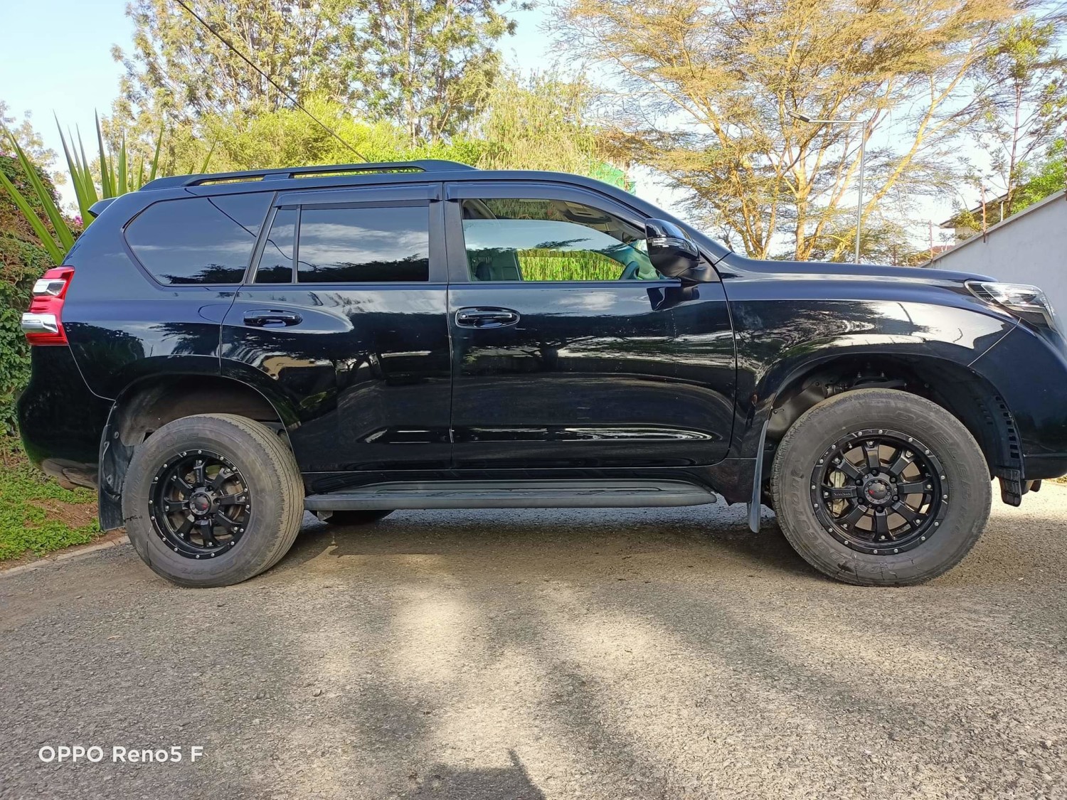 toyota-land-cruiser-tx