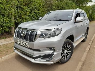 toyota-landcruiser-prado