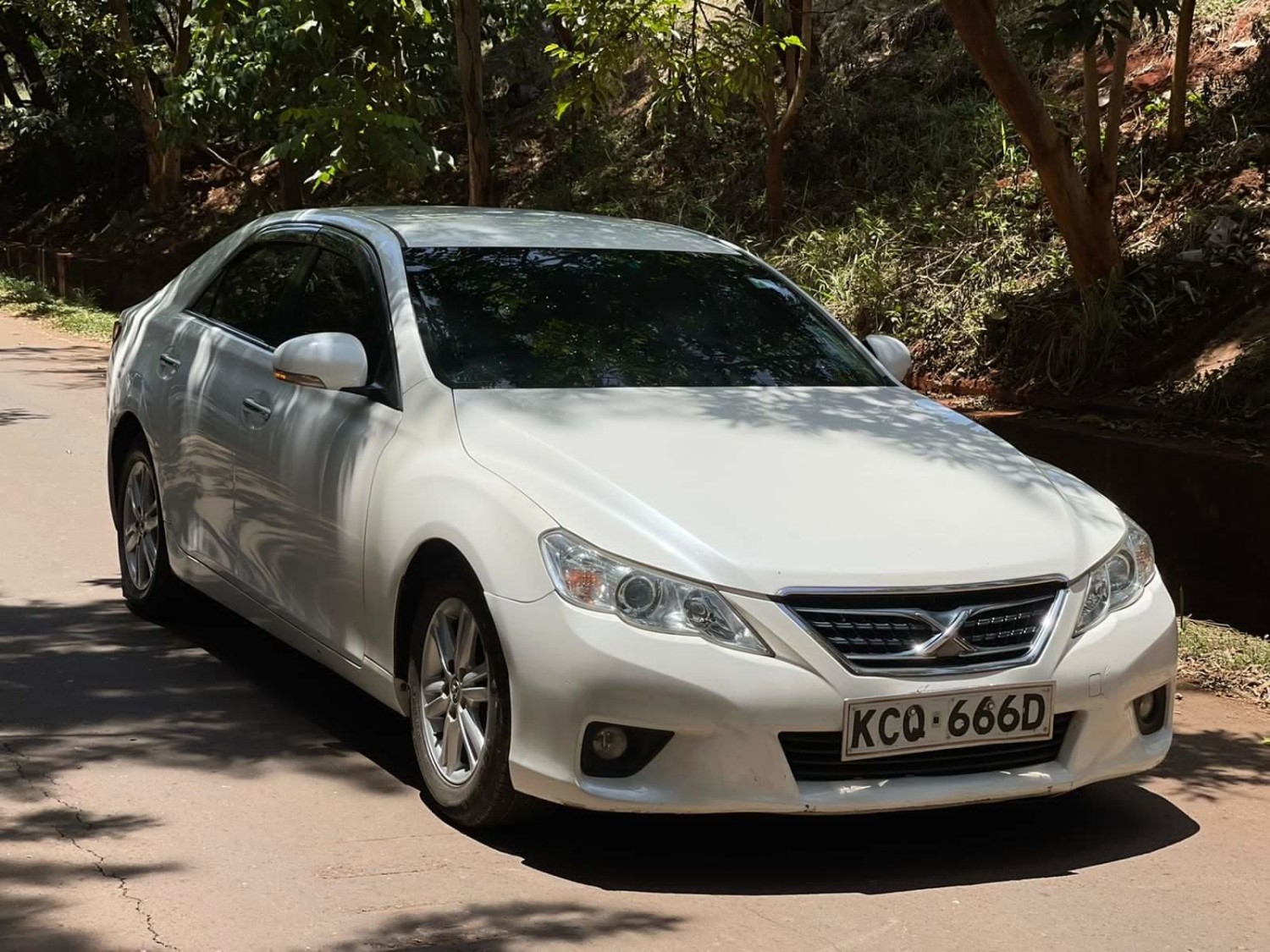 toyota-mark-x