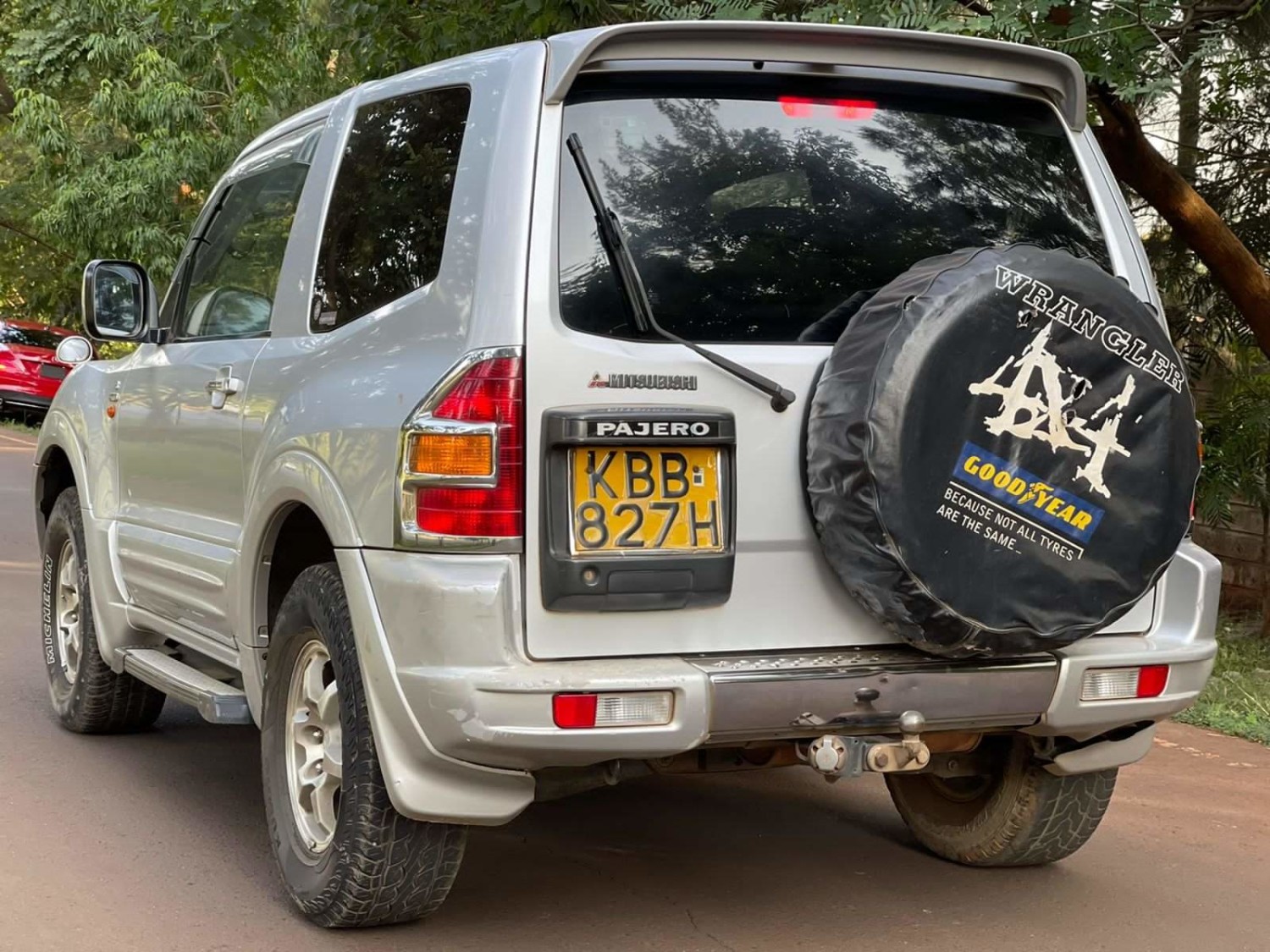 mitsubishi-pajero