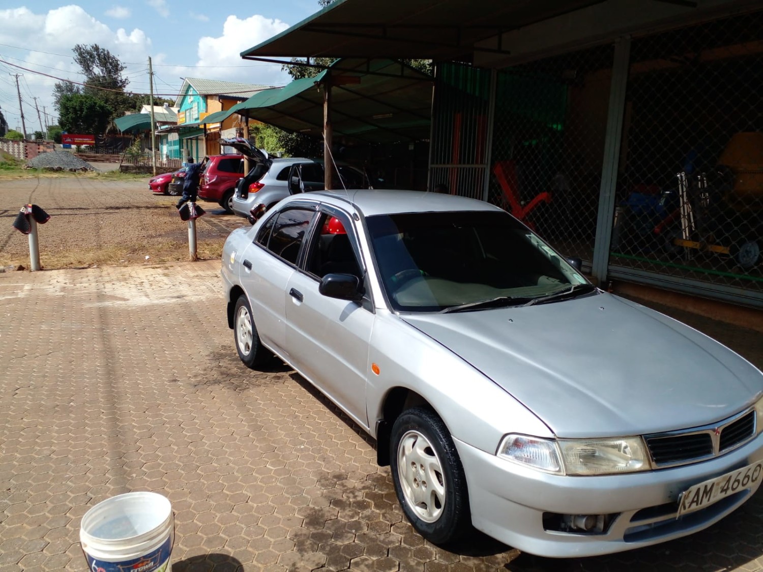 mitsubishi-lancer