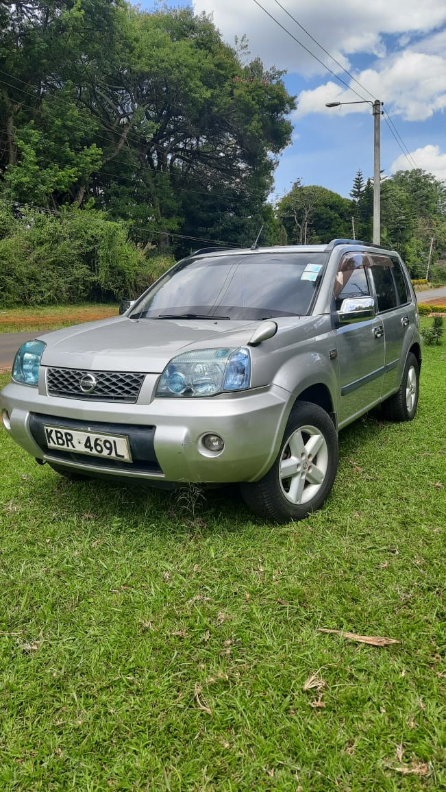 nissan-xtrail-2005-silver