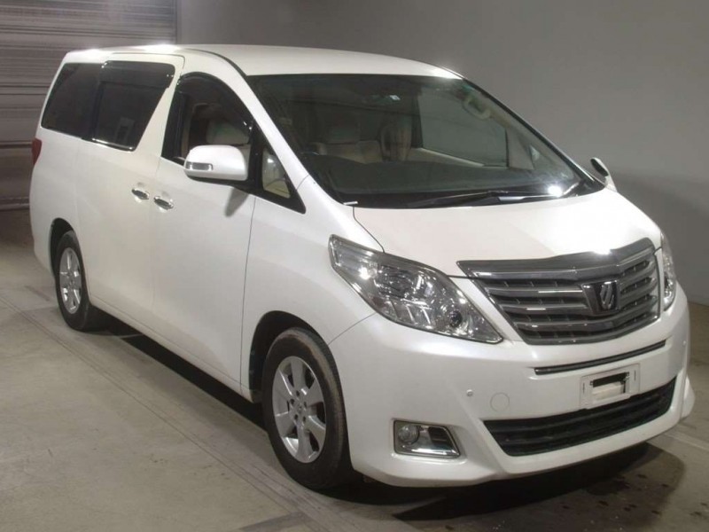 toyota-alphard