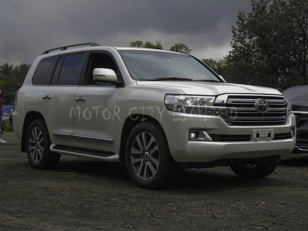 toyota-landcruiser-zx-2016-model