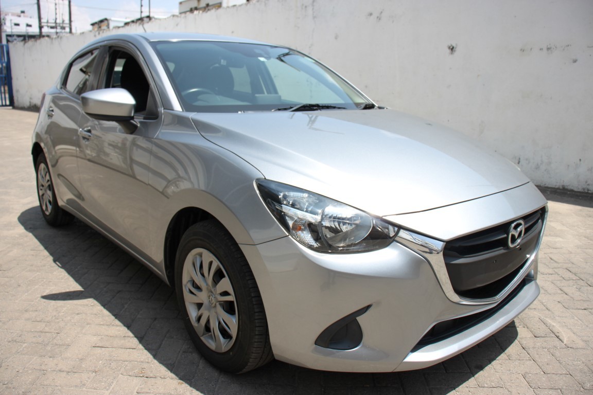 mazda-demio-2015-model