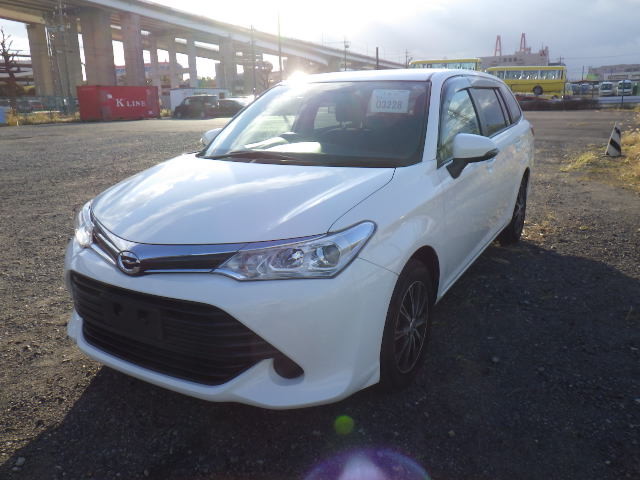 toyota-fielder-2016-model