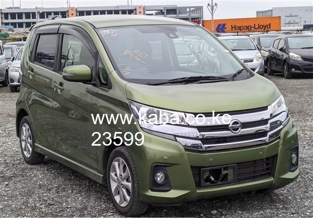 nissan-dayz-highway-star-2018-kdw-650cc-petrol-green-colour-360-camera-collision-control