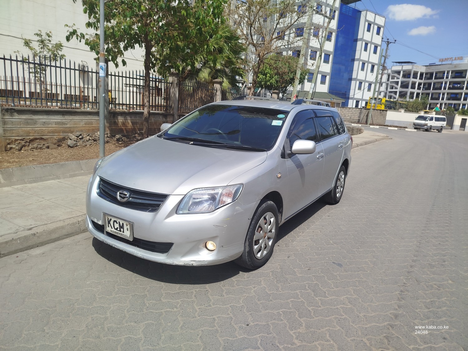 toyota-fielder